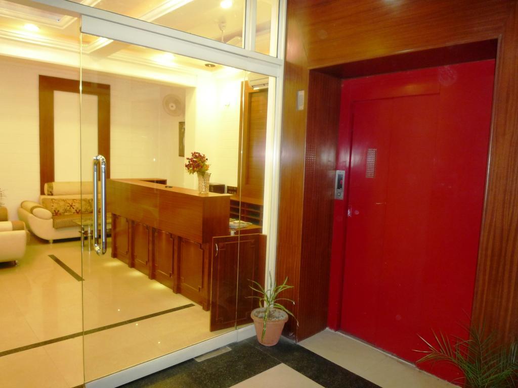 Hotel Sunrise Inn Lucknow Ngoại thất bức ảnh