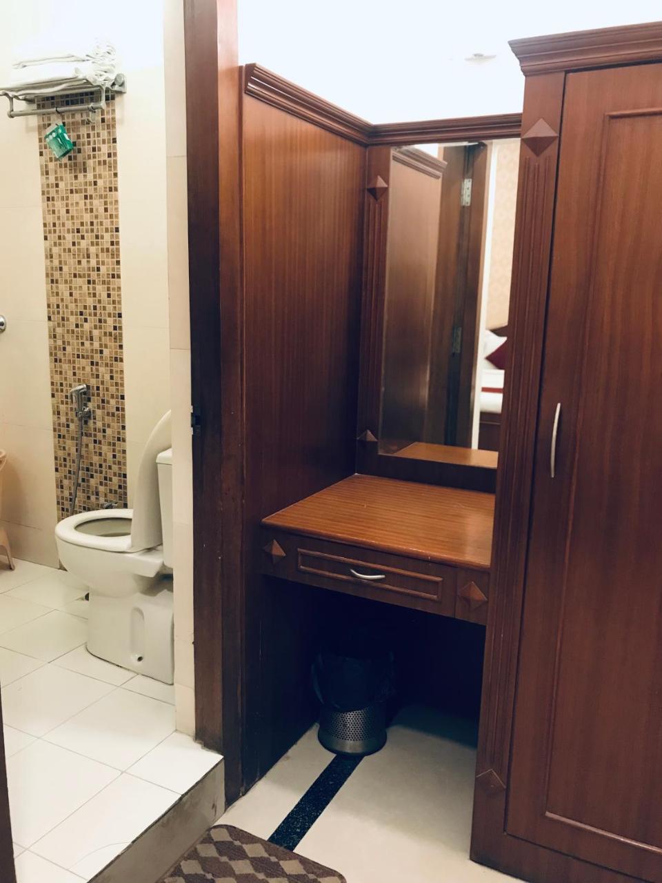 Hotel Sunrise Inn Lucknow Ngoại thất bức ảnh